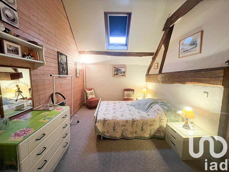 Maison - 279 m² - 10 pièces