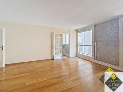 Appartement - 89 m² - 4 pièces