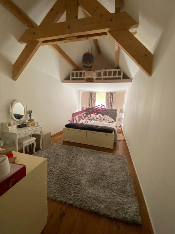 Maison - 196 m² - 8 pièces