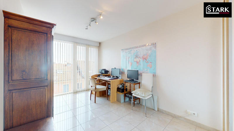 Appartement - 120 m² - 5 pièces