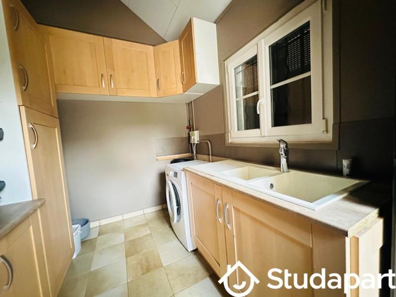 Chambre - 50 m² - 1 pièce