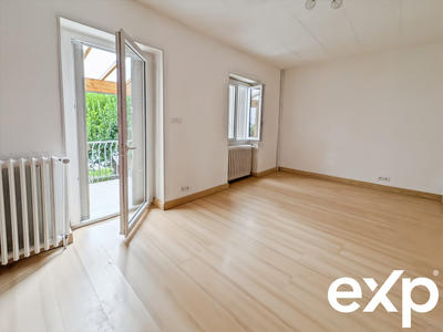 Maison - 75 m² - 4 pièces