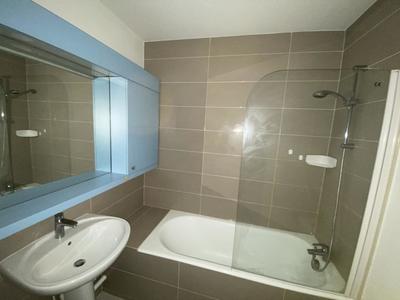 Studio - 28 m² - 1 pièce