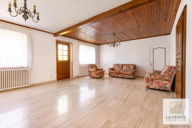 Maison - 104 m² - 4 pièces