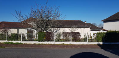 Maison - 95 m² - 4 pièces