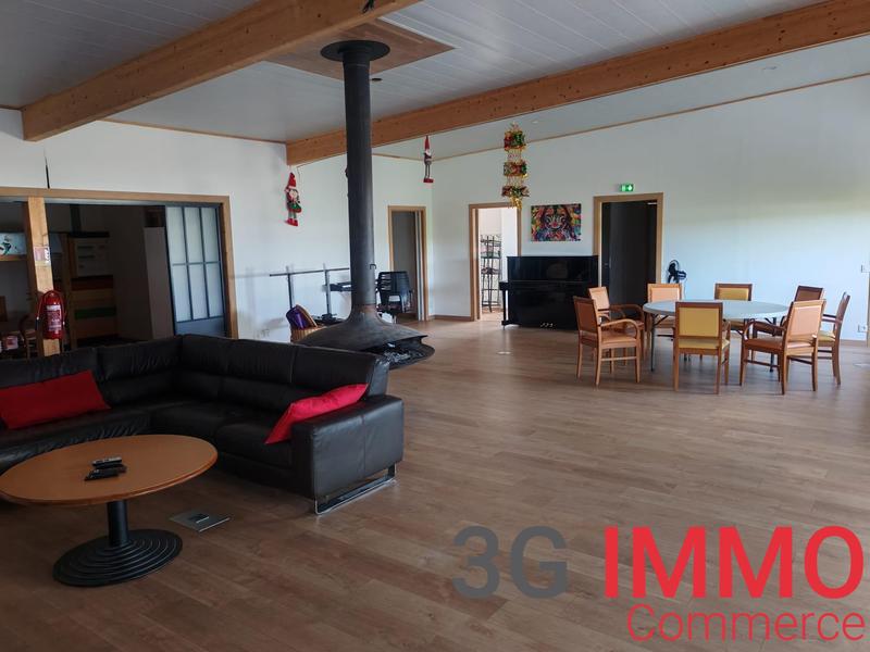 Local commercial - 900 m²