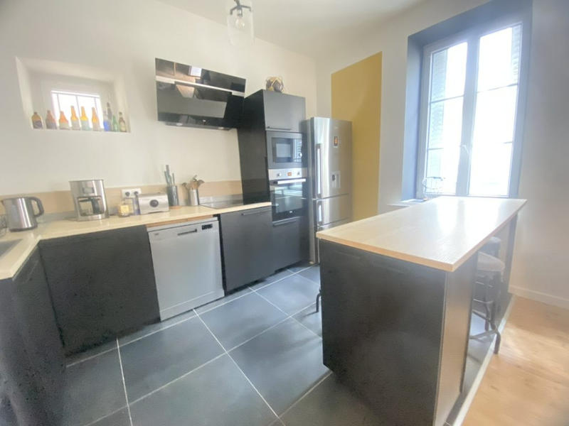 Appartement - 85 m² - 4 pièces