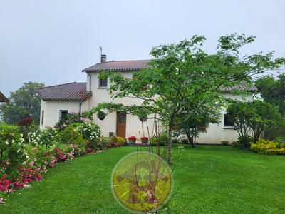 Maison - 165 m² - 6 pièces