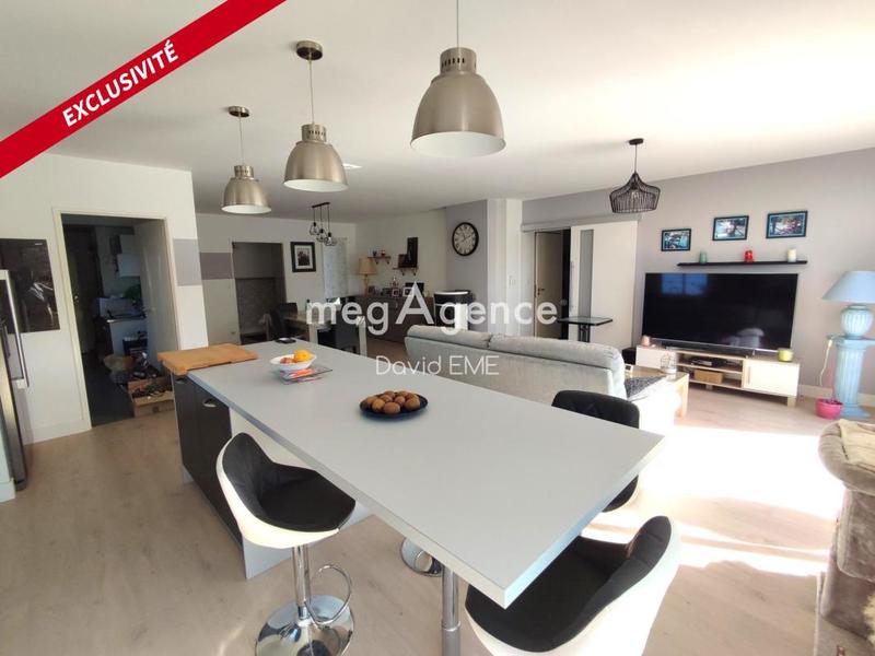 Maison - 104 m² - 5 pièces