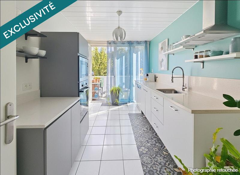 Appartement - 82 m² - 4 pièces