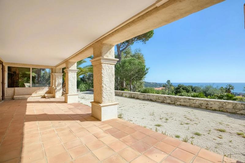 Demeure - 219 m² - 7 pièces