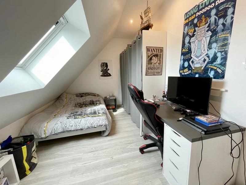 Maison - 153 m² - 8 pièces