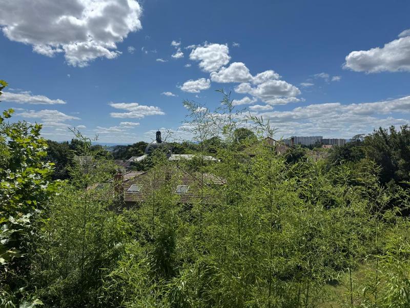 Maison - 146 m² - 8 pièces