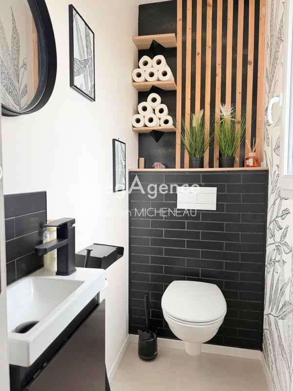 Maison - 97 m² - 6 pièces