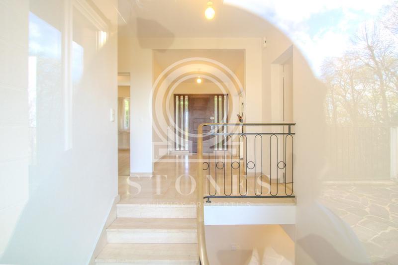 Maison ancienne - 190 m² - 8 pièces