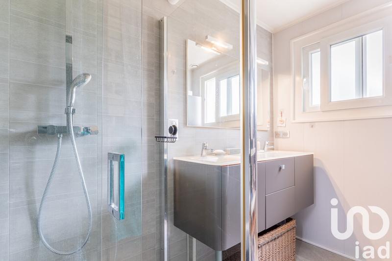 Maison - 162 m² - 10 pièces