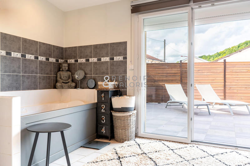 Maison - 172 m² - 6 pièces