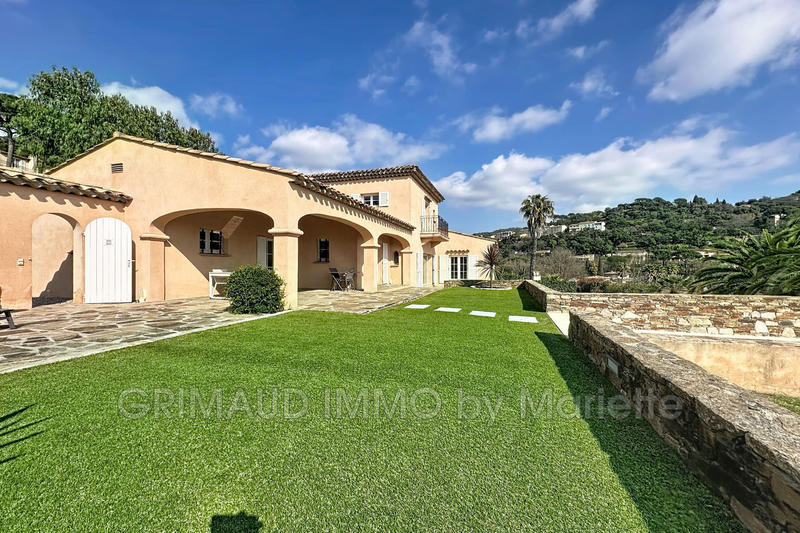 Villa - 180 m² - 6 pièces
