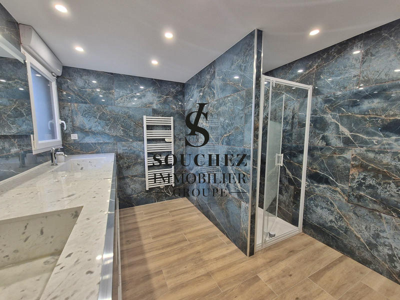 Maison contemporaine - 515 m² - 13 pièces