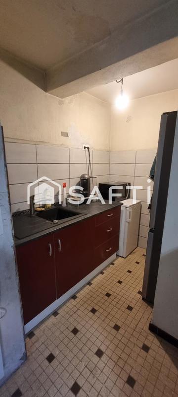 Maison - 240 m² - 8 pièces