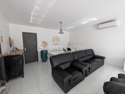 Maison - 80 m² - 3 pièces