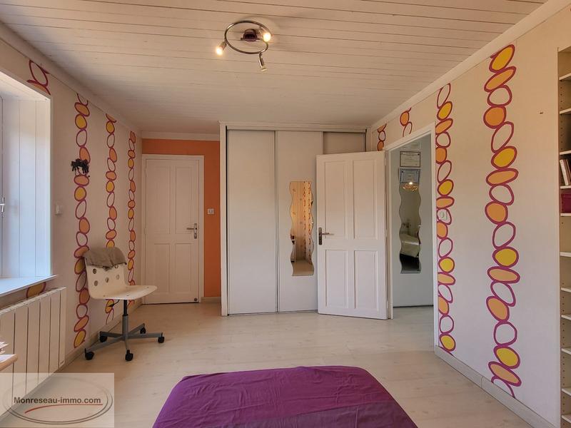 Propriété - 210 m² - 7 pièces