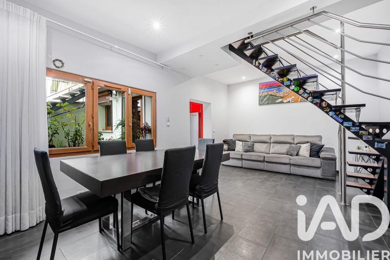 Maison de ville - 126 m² - 7 pièces