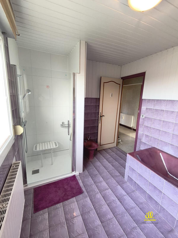 Maison - 87 m² - 5 pièces