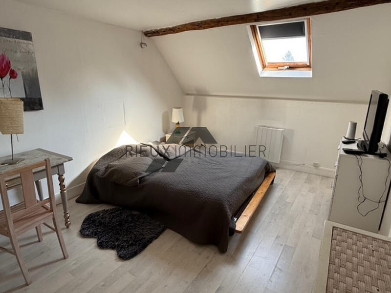 Propriété - 218 m² - 7 pièces