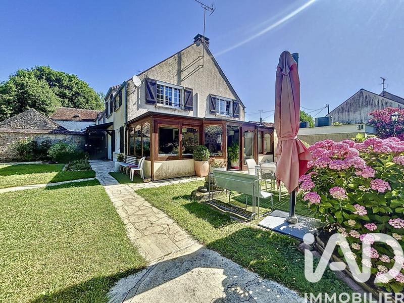 Maison - 162 m² - 5 pièces