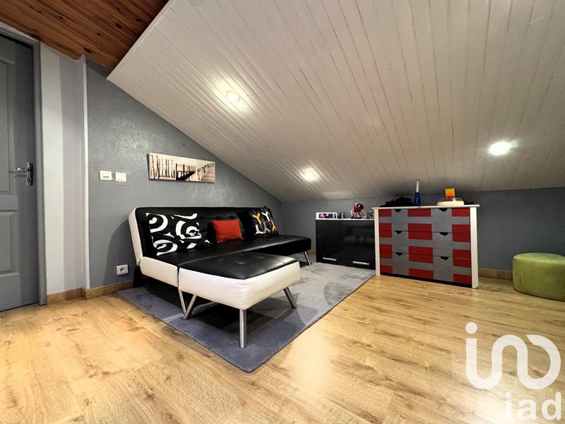 Maison - 198 m² - 8 pièces