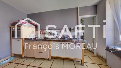 Maison - 180 m² - 6 pièces