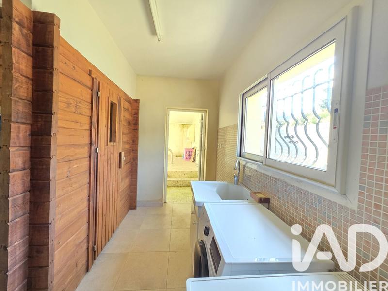 Maison - 145 m² - 7 pièces