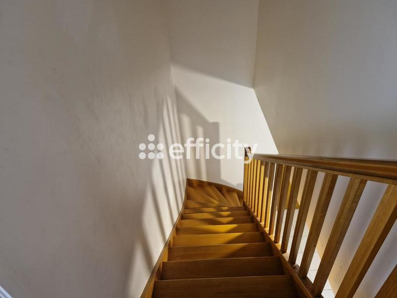 Maison - 131 m² - 6 pièces