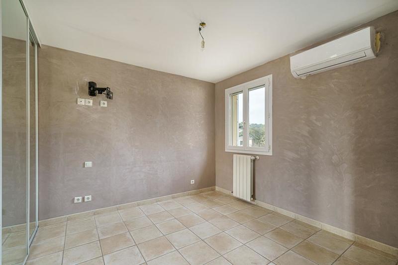Maison - 200 m² - 6 pièces