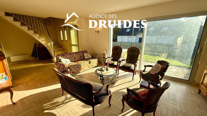 Maison - 140 m² - 6 pièces