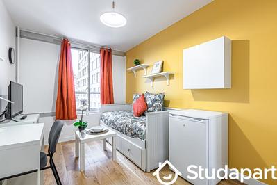 Chambre - 9 m² - 1 pièce