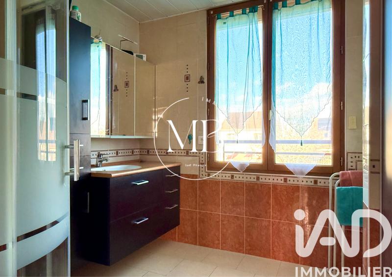 Maison - 112 m² - 6 pièces