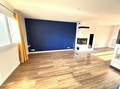 Maison traditionnelle - 95 m² - 5 pièces