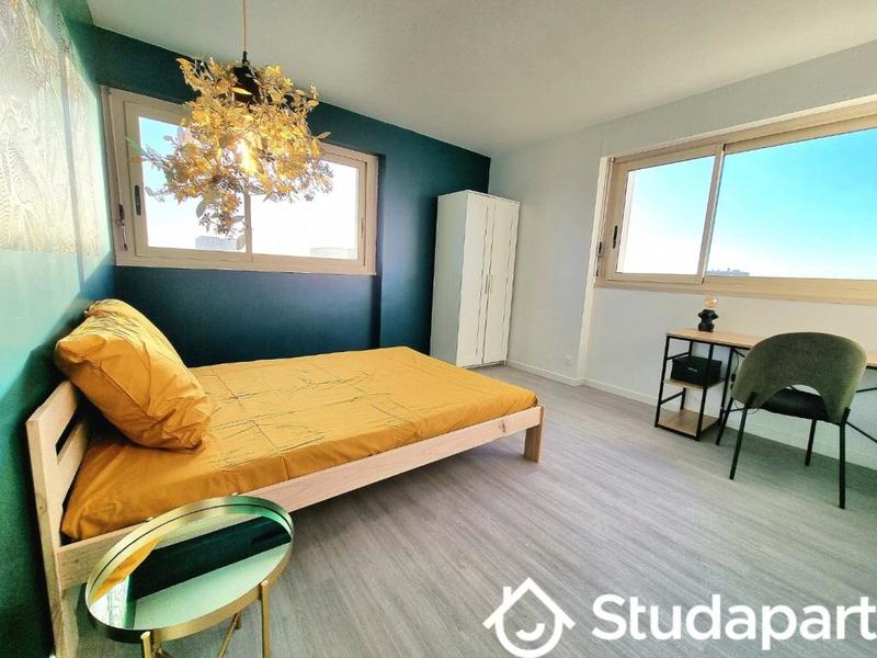 Chambre - 10 m² - 1 pièce