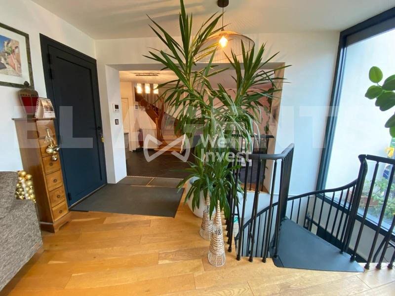 Maison - 170 m² - 6 pièces