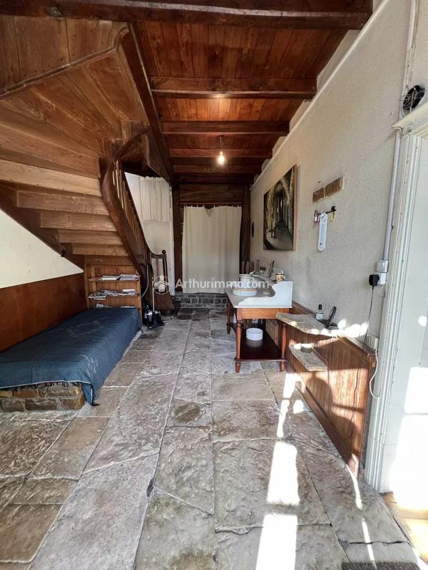 Maison - 259 m² - 7 pièces