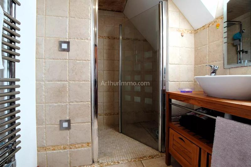 Maison - 294 m² - 10 pièces