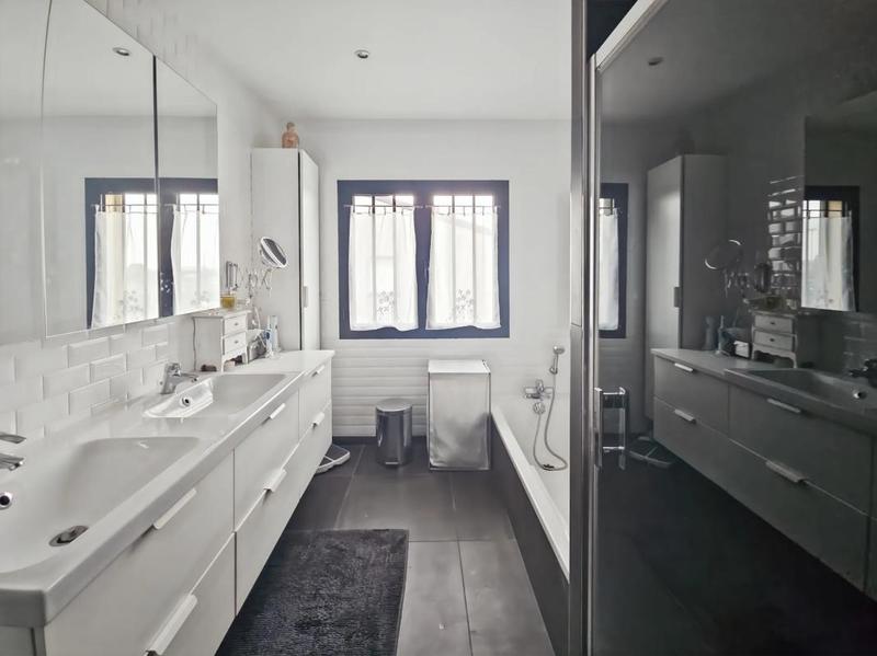 Maison - 120 m² - 4 pièces