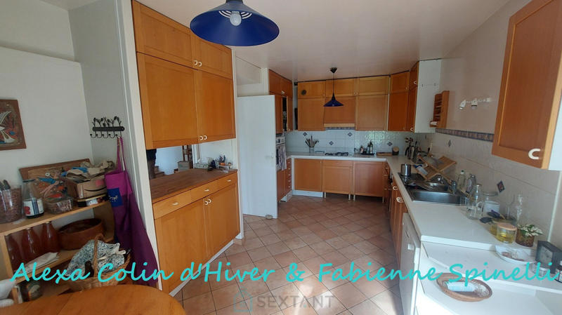 Maison - 177 m² - 7 pièces