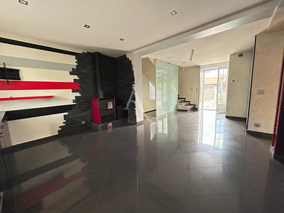 Maison - 150 m² - 6 pièces