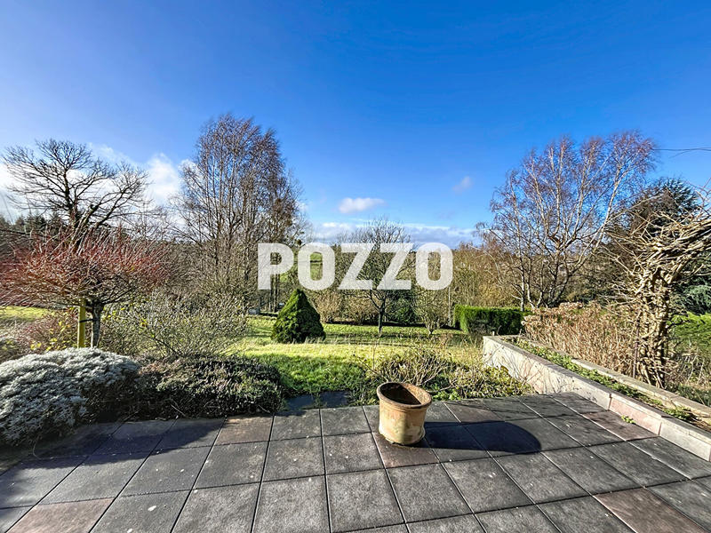 Maison - 177 m² - 9 pièces