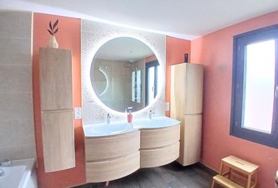 Maison - 99 m² - 5 pièces