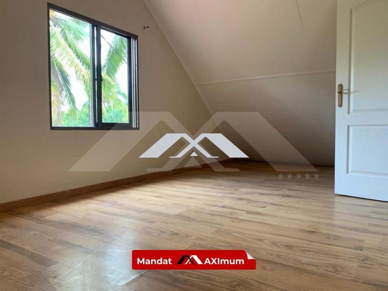 Maison traditionnelle - 160 m² - 5 pièces