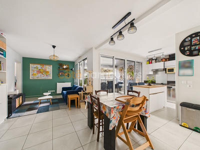 Appartement - 80 m² - 4 pièces